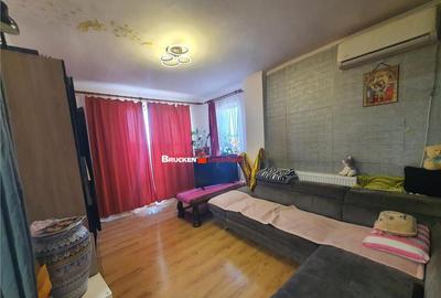 Apartament cu 3 camere de - 2
