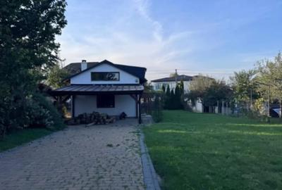 Casă cu 3 camere cu Teren 1500 Mp în Horodnic