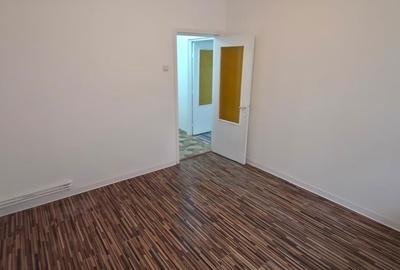 Apartament cu 2 camere semidecomandat în Central - 4