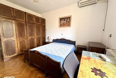 Apartament cu 3 camere decomandat, mobilat în Central - 16