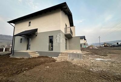 Casă individuală cu 3 camere cu Canalizare în Livezeni - 3