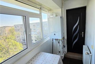 Apartament cu 3 camere semidecomandat, mobilat în Inel II - 10