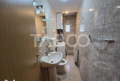 Garsonieră decomandată, mobilată în Vasile Aaron - 7