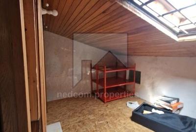 Vanzare apartament 3 camere (E1+M) in Vila (S+P+E1+M) - Teiul Doamnei - 9