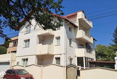 Casă cu 4 camere în Central - 2
