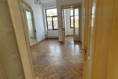 Apartament cu 4 camere semidecomandat în Calea Călărașilor - 15