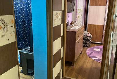 Vand apartament cu 3 camere ultracentral in Salonta etajul 3 - 3