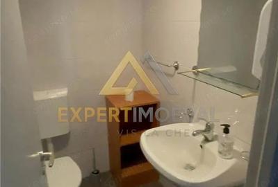 Spațiu comercial, de 135 mp, în Central - 9