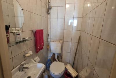 Apartament cu 4 camere semidecomandat în Titan - 20
