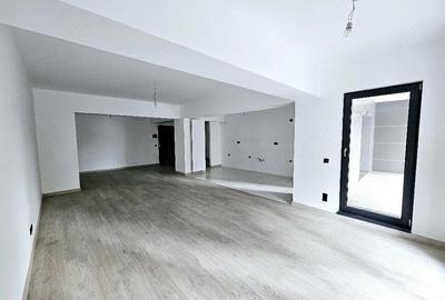 Apartament cu 2 camere decomandat în Vitan