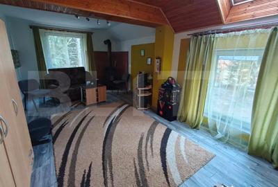Casă cu 7 camere cu Garaj în Mărișel - 6