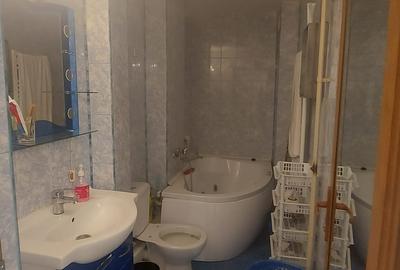 2 camere Micro 40, etaj 2, intretinut, mobilat si utilat - 4