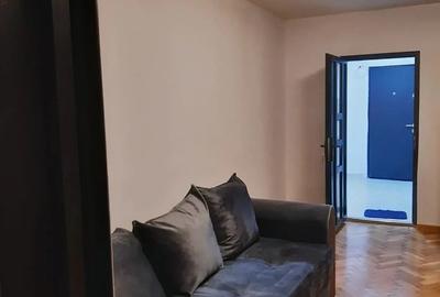 Vand apartament Caransebe? 2 camere aleea bujorului parter - 1