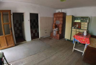 Casă cu 3 camere cu Teren 1350 Mp în Central - 6