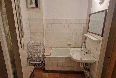 Apartament cu 2 camere decomandat în Central - 3