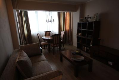 Apartament cu 3 camere decomandat, mobilat în Circumvalațiunii - 32