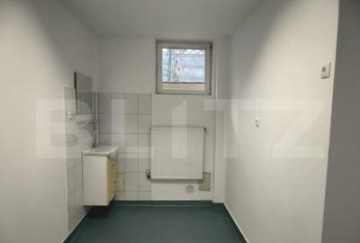 Spatiu autorizat medical de vanzare, 50 mp utili, zona centr - 5