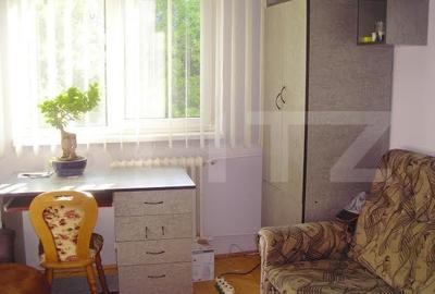 Apartament, 3 camere, decomandat, 70 mp, garaj, zona strazii Tasnad Apartament, 3 camere, decomandat, 70 mp, garaj, zona strazii Tasnad - 4