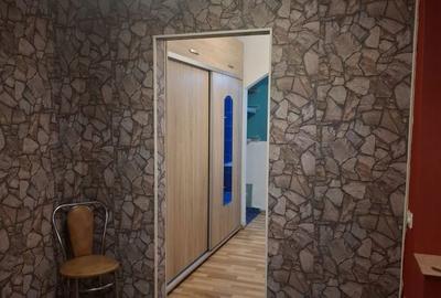Apartament cu 3 camere decomandat în Romanești - 3