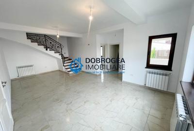 Casă cu 4 camere cu Teren 250 Mp în Păcii - 5