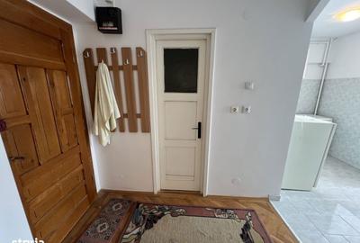 Garsonieră decomandată în Cristian - 10