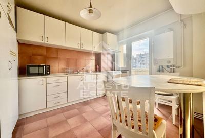 Apartament cu 4 camere decomandat, mobilat în Intim - 2