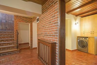 Casă individuală cu 3 camere cu Canalizare în Central - 10