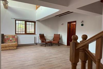 Casă cu 4 camere în Slănic - 3