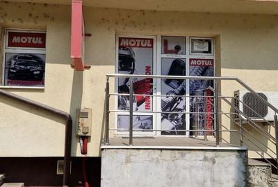 Spațiu comercial, de 40 mp, în Central - 3
