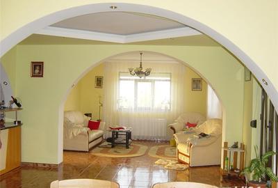 Casă cu 5 camere cu Teren 2000 Mp în Vișani - 7