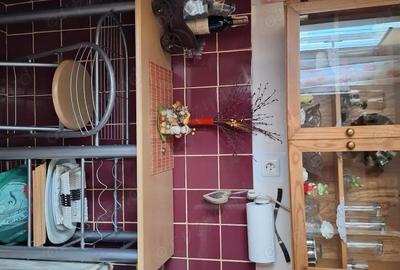 Apartament cu 3 camere nedecomandat în Rovinari - 1