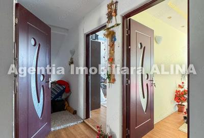 Casă cu 5 camere cu Teren 329 Mp în Ceangăi - 17