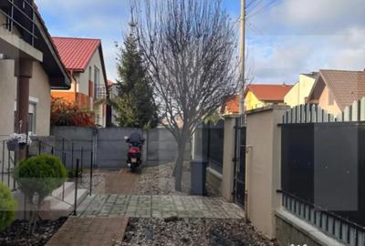 Apartament cu 4 camere decomandat în Central - 13