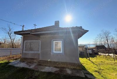 Casă cu 4 camere cu Teren 886 Mp în Ulmu - 25