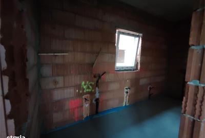 Casă cu 3 camere cu Teren 380 Mp în Central - 6