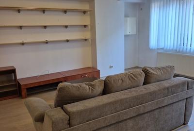 Apartament cu 2 camere semidecomandat în Militari