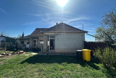 Casă cu 3 camere în Central - 2