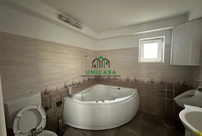 Casă individuală cu 8 camere cu Teren 2000 Mp în Români - 9