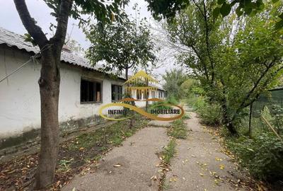 Cladire veche de vanzare in Saucesti Bacau - 3