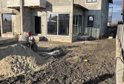 Casă cu Teren 250 Mp în Central - 19