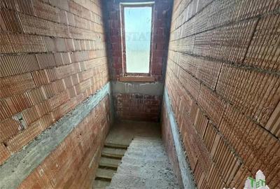 Casă cu 4 camere cu Teren 800 Mp în Corbeanca - 16