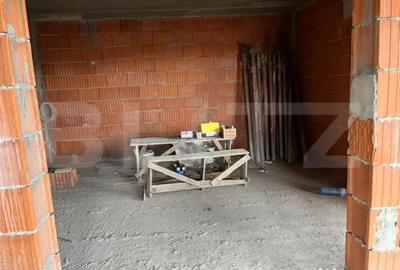 Casă cu 4 camere cu Teren 530 Mp în Central - 3