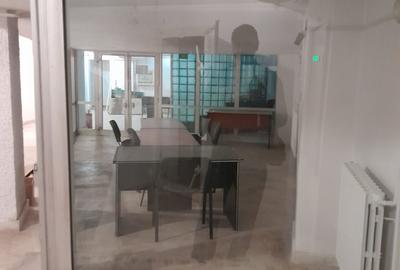 Birou, de 20 mp, în Centrul Civic - 20