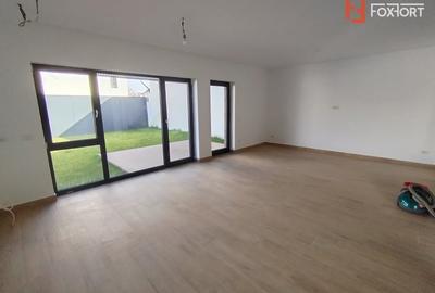 Casă individuală cu 4 camere cu Canalizare în Buziașului - 2