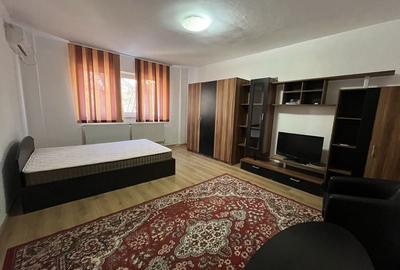 Apartament decomandat în Central - 6