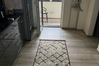 De vanzare apartament 3 camere - 4