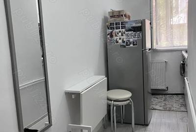 Se vinde apartament cu o camera modern, complet mobilat ?i utilat, Comision 0 - 8