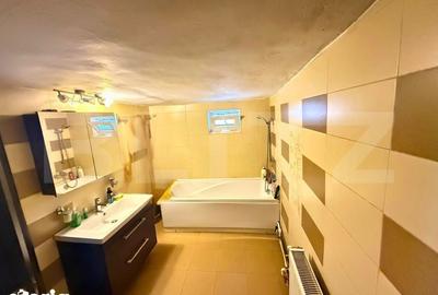 Casă cu 4 camere cu Teren 1237 Mp în Central - 6