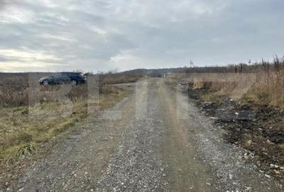 Teren de 628 mp, în Iris