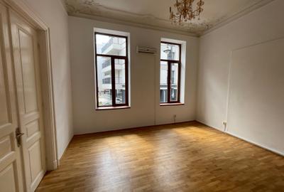 Birou cu personalitate - Universitate - Batistei - 4